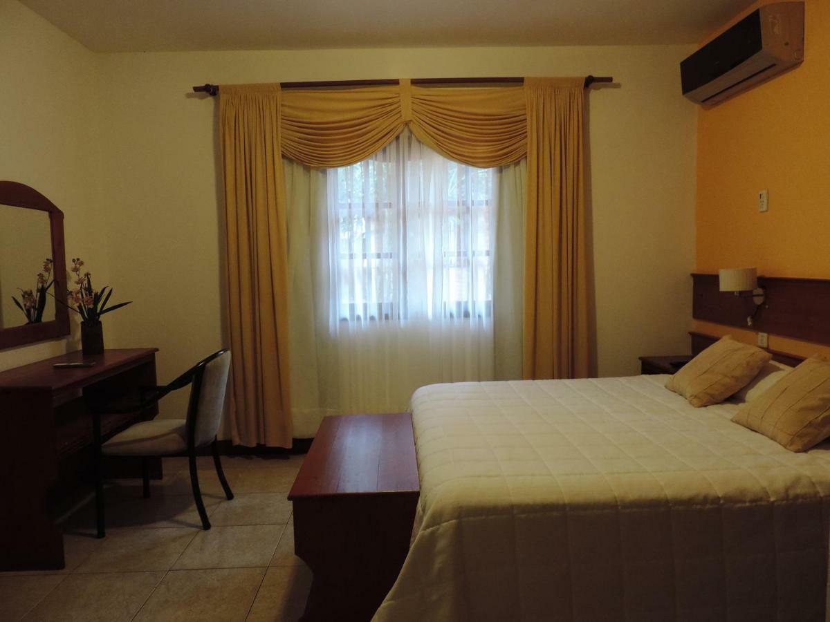 Hotel Bagú Iguazú El Leñador Puerto Iguazú